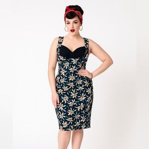 Lindy‎ Bop Vanessa Wiggle Dress Blue Hawaiian Floral pin up retro pencil dress S